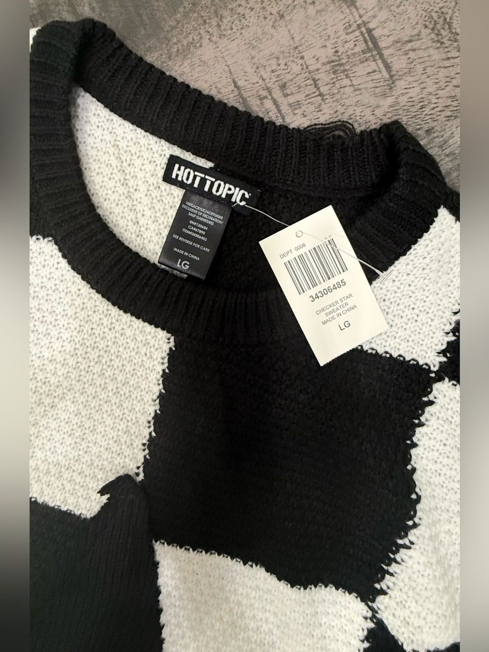 Hot Topic Black and White Checkerboard Star Crewneck Sweater - Picture 4 of 6